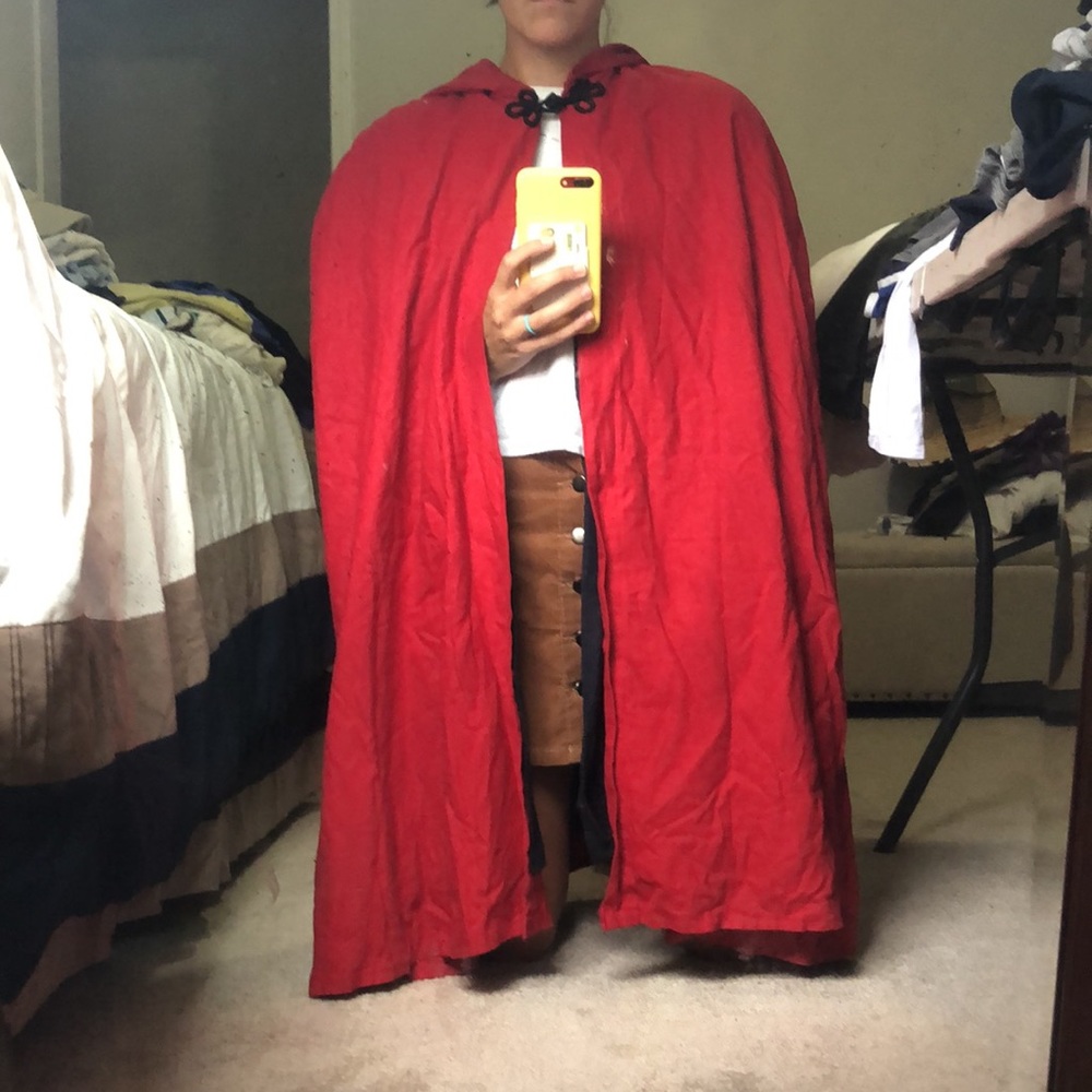 Handmade cape with removable inside